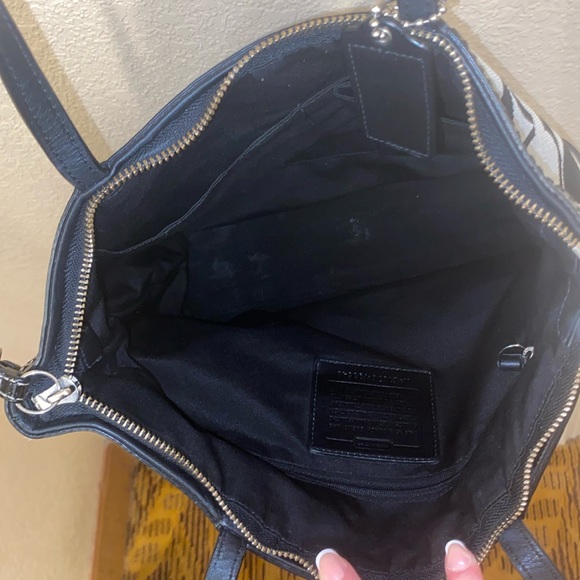 Coach Hampton Leather Monogram Purse - Picture 9 of 10